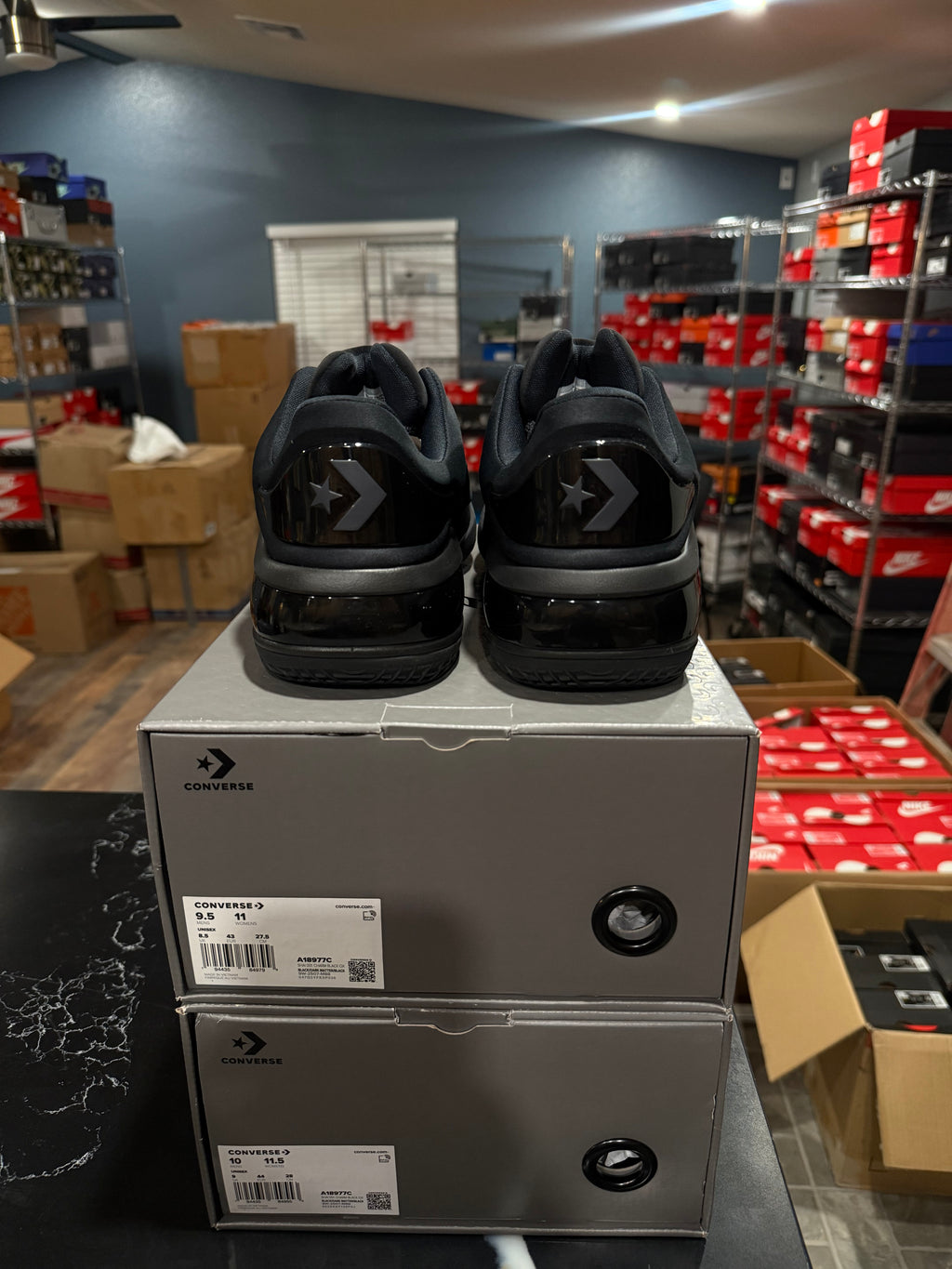 SHAI 001
Charm Black